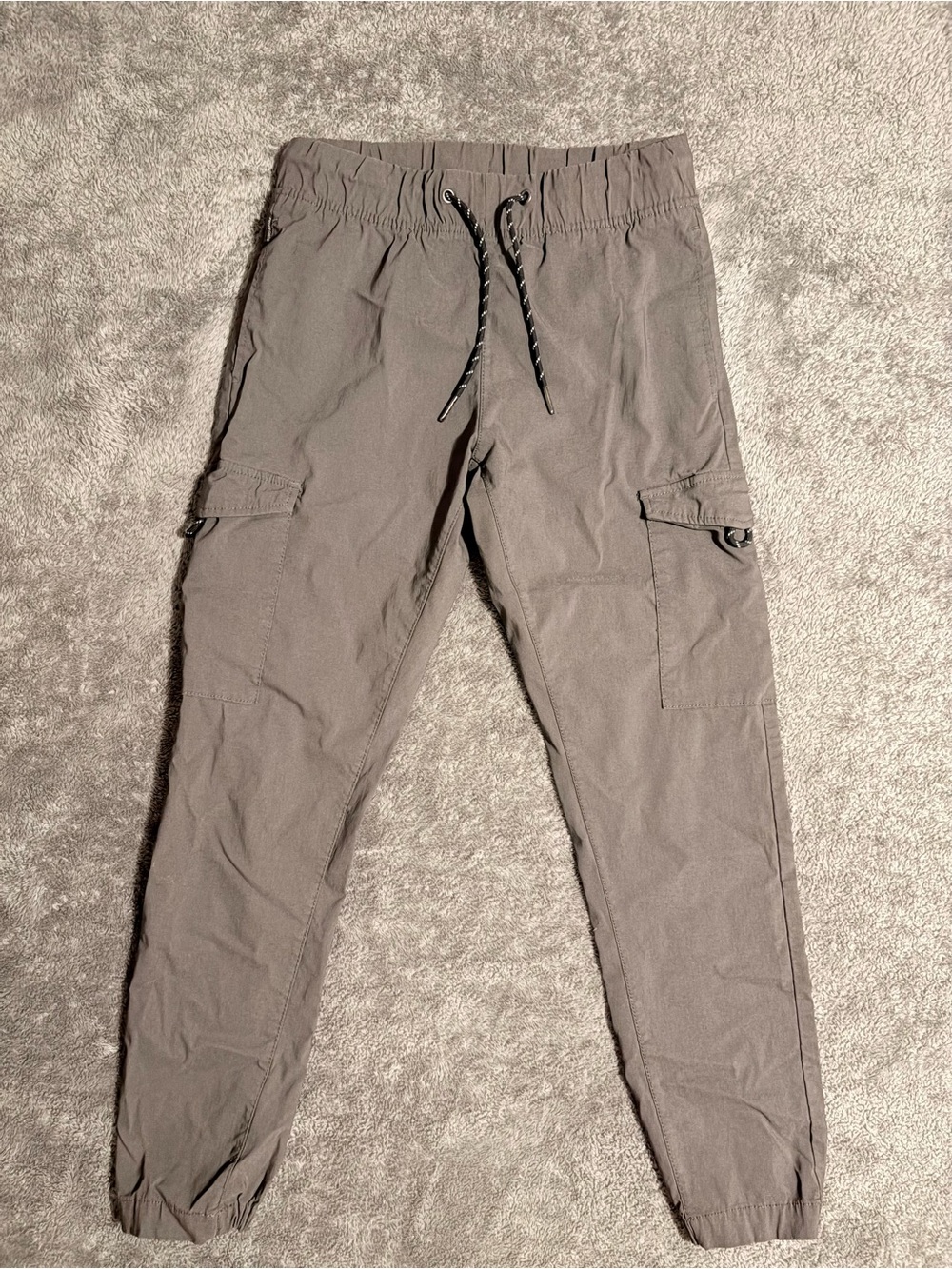 Men's Small Gray Cargo Jogger Pants W/ Drawstring Elastic Waist & Velcro Pockets